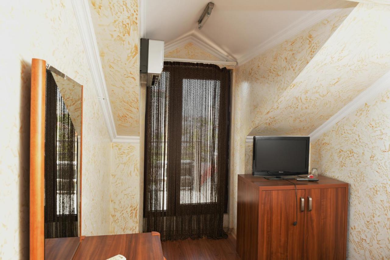 Antika Hotel Batumi Ngoại thất bức ảnh