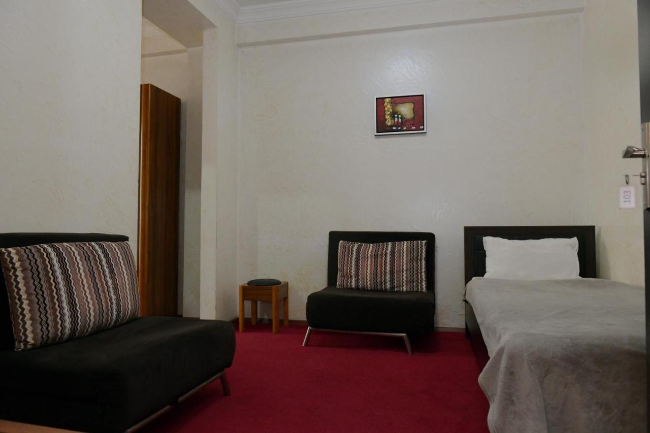 Antika Hotel Batumi Ngoại thất bức ảnh